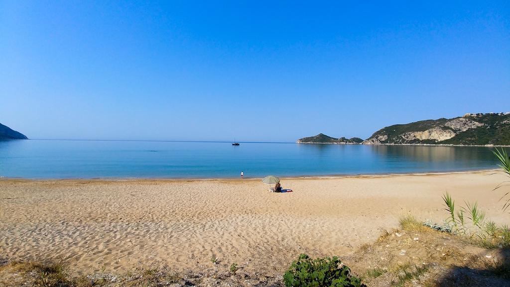 Maria Apartments Agios Georgios Pagon Esterno foto